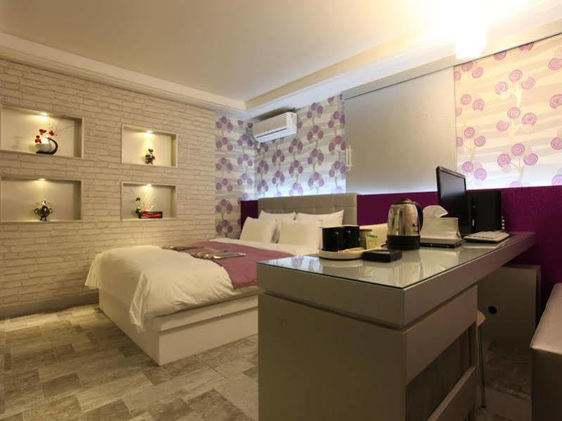 Hotel Pharaoh Seul Esterno foto